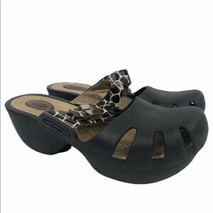 Dr. Scholl’s Feel Crazy Good Clog Shoes